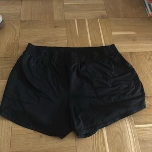 Women’s Mid Rise Shorts 5’’- All in Motion- Never Worn